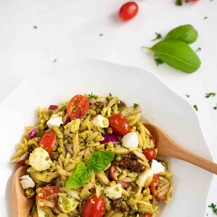 Pesto Orzo Salad 