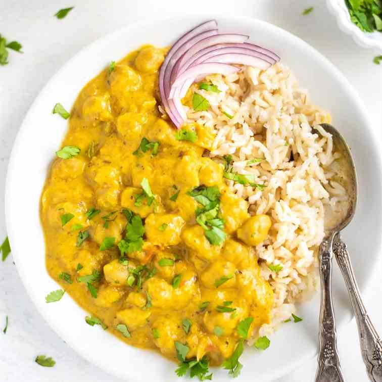 Instant Pot Coconut Chickpea Curry