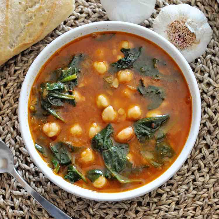 5 Spanish SOUPS to BEAT the WINTER BLUES
