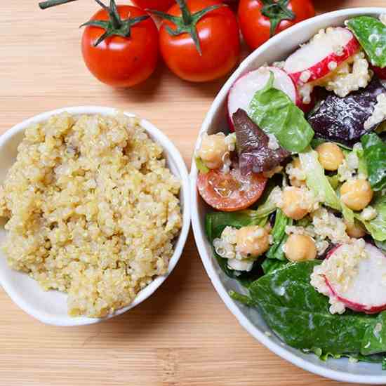 Mixed Greens Quinoa Salad With Tofu