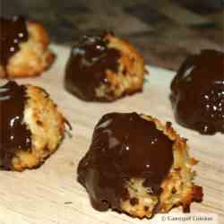 Macaroons ~ Dark Choco Dipped!