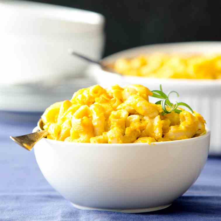 Healthy Vegan Macaroni and Cheese
