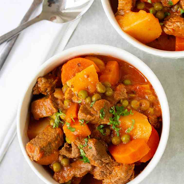 Easy Homemade Beef Stew With Veggies