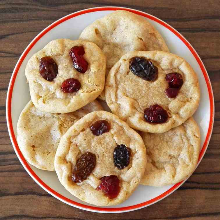 3-Ingredient Low-Carb Paleo Cookies