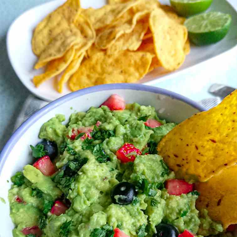 The best guacamole with berries