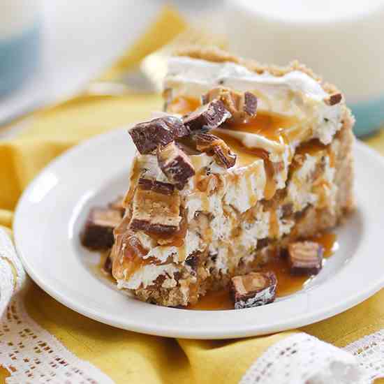 No Bake Peanut Butter Snickers Cheesecake