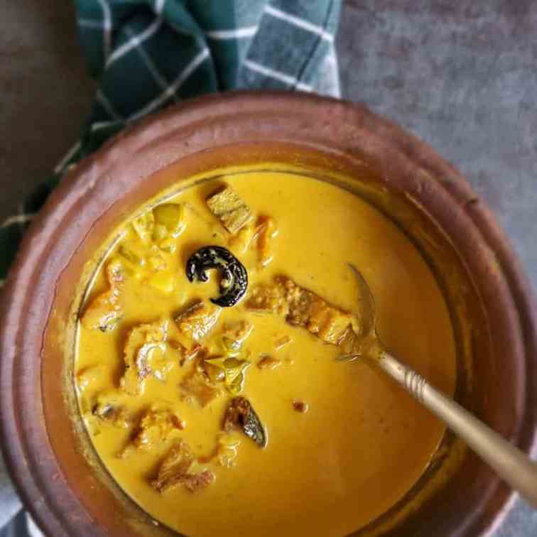 Sri Lankan Dry Fish Curry