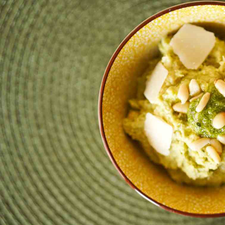 Creamy Basil Pesto Hummus Recipe