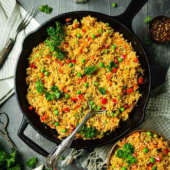 Easy Bosnian Djuvec Rice with Vegetables