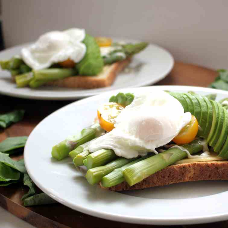 Avocado-Asparagus-Egg Bread