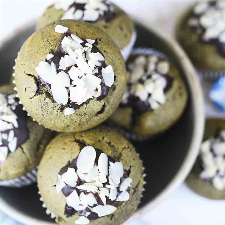 Matcha (green tea) muffins