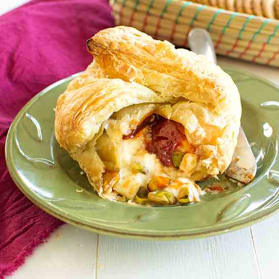 Baked Brie with Guava